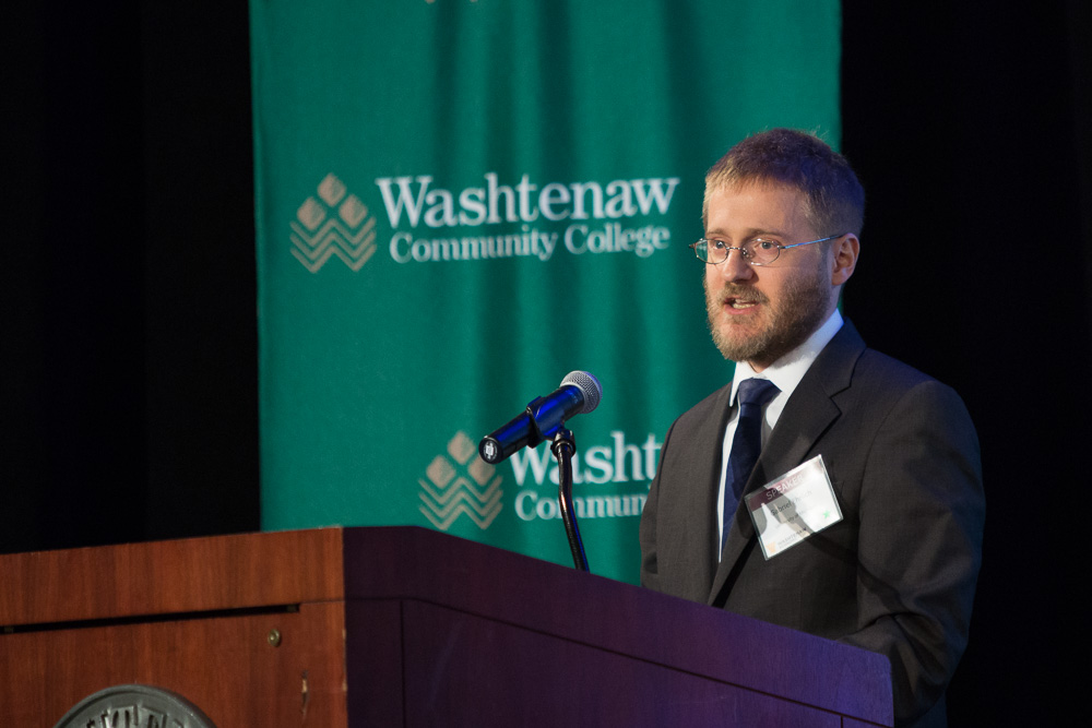 University of Michigan economist Gabriel Ehrlich speaks during the Washtenaw Economic Club’s 2017 Economic Outlook luncheon at Washtenaw Community College on March 27. | Photo by Anne Savage